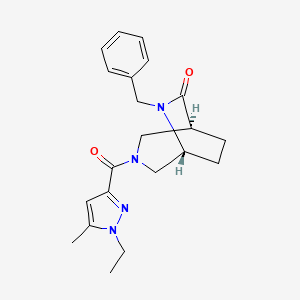 molecular formula C21H26N4O2 B5513350 (1S,5R)-6-benzyl-3-(1-ethyl-5-methylpyrazole-3-carbonyl)-3,6-diazabicyclo[3.2.2]nonan-7-one 