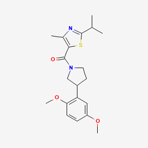 molecular formula C20H26N2O3S B5516032 5-{[3-(2,5-dimethoxyphenyl)-1-pyrrolidinyl]carbonyl}-2-isopropyl-4-methyl-1,3-thiazole 
