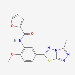 molecular formula C16H13N5O3S B5519195 N-(2-METHOXY-5-{3-METHYL-[1,2,4]TRIAZOLO[3,4-B][1,3,4]THIADIAZOL-6-YL}PHENYL)FURAN-2-CARBOXAMIDE 