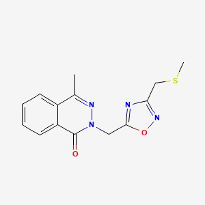 molecular formula C14H14N4O2S B5523931 4-methyl-2-({3-[(methylthio)methyl]-1,2,4-oxadiazol-5-yl}methyl)-1(2H)-phthalazinone 