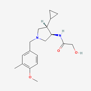 molecular formula C18H26N2O3 B5524139 N-[(3R,4S)-4-cyclopropyl-1-[(4-methoxy-3-methylphenyl)methyl]pyrrolidin-3-yl]-2-hydroxyacetamide 