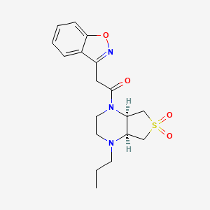 molecular formula C18H23N3O4S B5525134 1-[(4aR,7aS)-6,6-dioxo-1-propyl-2,3,4a,5,7,7a-hexahydrothieno[3,4-b]pyrazin-4-yl]-2-(1,2-benzoxazol-3-yl)ethanone 