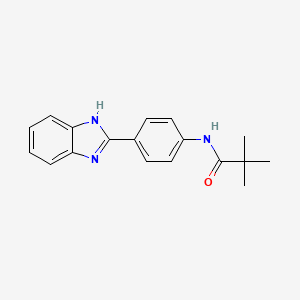 molecular formula C18H19N3O B5531989 N-[4-(1H-1,3-benzodiazol-2-yl)phenyl]-2,2-dimethylpropanamide 