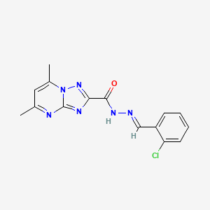 molecular formula C15H13ClN6O B5541161 N'-[(E)-(2-CHLOROPHENYL)METHYLIDENE]-5,7-DIMETHYL-[1,2,4]TRIAZOLO[1,5-A]PYRIMIDINE-2-CARBOHYDRAZIDE 