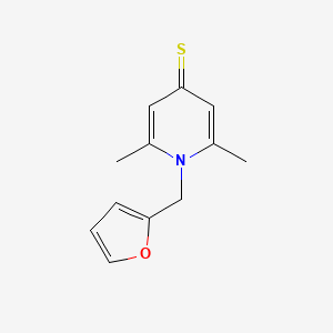 molecular formula C12H13NOS B5546645 1-(furan-2-ylmethyl)-2,6-dimethylpyridine-4(1H)-thione 