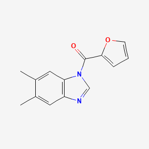 molecular formula C14H12N2O2 B5547104 (5,6-DIMETHYL-1H-1,3-BENZIMIDAZOL-1-YL)(2-FURYL)METHANONE 