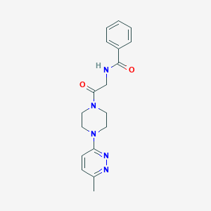 molecular formula C18H21N5O2 B5548637 N-(2-(4-(6-methylpyridazin-3-yl)piperazin-1-yl)-2-oxoethyl)benzamide 