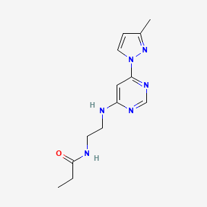 molecular formula C13H18N6O B5549906 N-(2-{[6-(3-methyl-1H-pyrazol-1-yl)-4-pyrimidinyl]amino}ethyl)propanamide 