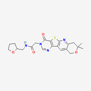 molecular formula C21H24N4O4S B5550909 2-(5,5-dimethyl-15-oxo-6-oxa-17-thia-2,12,14-triazatetracyclo[8.7.0.03,8.011,16]heptadeca-1,3(8),9,11(16),12-pentaen-14-yl)-N-(oxolan-2-ylmethyl)acetamide 