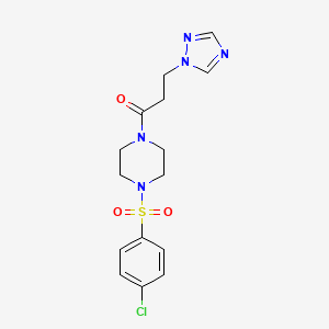 molecular formula C15H18ClN5O3S B5552138 1-[4-(4-Chloro-benzenesulfonyl)-piperazin-1-yl]-3-[1,2,4]triazol-1-yl-propan-1-one 