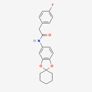 molecular formula C20H20FNO3 B5555575 2-(4-fluorophenyl)-N-spiro[1,3-benzodioxole-2,1'-cyclohexane]-5-ylacetamide 