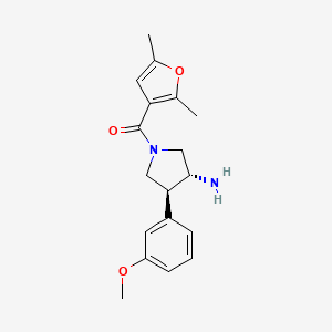 molecular formula C18H22N2O3 B5570476 [(3R,4S)-3-amino-4-(3-methoxyphenyl)pyrrolidin-1-yl]-(2,5-dimethylfuran-3-yl)methanone 