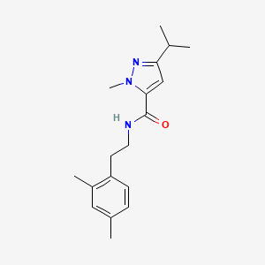 molecular formula C18H25N3O B5576826 N-[2-(2,4-dimethylphenyl)ethyl]-3-isopropyl-1-methyl-1H-pyrazole-5-carboxamide 