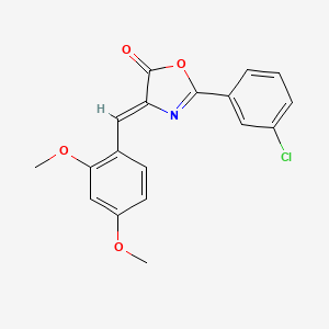 molecular formula C18H14ClNO4 B5579255 (4Z)-2-(3-CHLOROPHENYL)-4-[(2,4-DIMETHOXYPHENYL)METHYLIDENE]-4,5-DIHYDRO-1,3-OXAZOL-5-ONE 