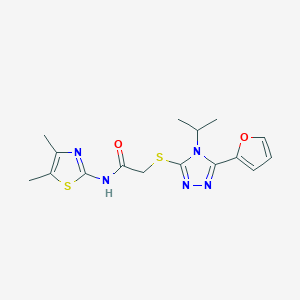 molecular formula C16H19N5O2S2 B5580659 N-(4,5-dimethyl-1,3-thiazol-2-yl)-2-{[5-(furan-2-yl)-4-(propan-2-yl)-4H-1,2,4-triazol-3-yl]sulfanyl}acetamide 
