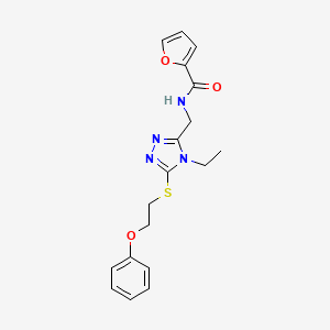 molecular formula C18H20N4O3S B5589177 N-({4-ethyl-5-[(2-phenoxyethyl)sulfanyl]-4H-1,2,4-triazol-3-yl}methyl)furan-2-carboxamide 