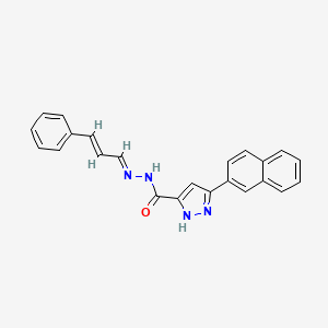 molecular formula C23H18N4O B5590506 3-(2-naphthyl)-N'-[(E,2E)-3-phenyl-2-propenylidene]-1H-pyrazole-5-carbohydrazide 