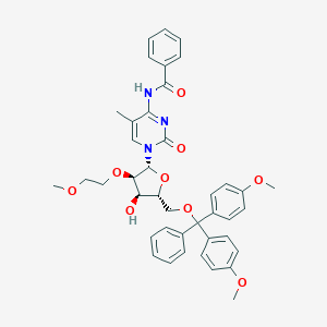 N-(1-((2R,3R,4R,5R)-5-((Bis(4-methoxyphenyl)(phenyl)methoxy)methyl)-4-hydroxy-3-(2-methoxyethoxy)tetrahydrofuran-2-yl)-5-methyl-2-oxo-1,2-dihydropyrimidin-4-yl)benzamide