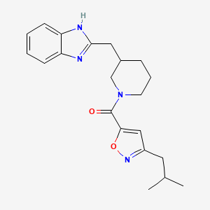 molecular formula C21H26N4O2 B5597406 2-({1-[(3-isobutyl-5-isoxazolyl)carbonyl]-3-piperidinyl}methyl)-1H-benzimidazole 