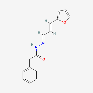 molecular formula C15H14N2O2 B5613953 N-[(E)-[(E)-3-(2-Furyl)prop-2-enylidene]amino]-2-phenyl-acetamide 
