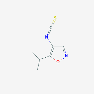 molecular formula C7H8N2OS B056272 4-Isothiocyanato-5-propan-2-yl-1,2-oxazole CAS No. 122686-03-7