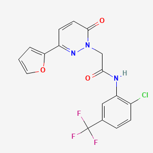 molecular formula C17H11ClF3N3O3 B5658957 N-[2-chloro-5-(trifluoromethyl)phenyl]-2-[3-(furan-2-yl)-6-oxopyridazin-1-yl]acetamide 