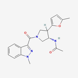 molecular formula C20H22N4O3 B5664685 N-[(3S,4R)-4-(5-methylfuran-2-yl)-1-(1-methylindazole-3-carbonyl)pyrrolidin-3-yl]acetamide 