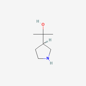 molecular formula C7H15NO B567537 (R)-2-(3-Pyrrolidinyl)-2-propanol CAS No. 1245649-03-9