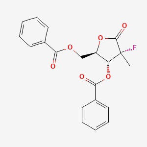 molecular formula C20H17FO6 B570620 ((2R,3R,4R)-3-(benzoyloxy)-4-fluoro-4-methyl-5-oxotetrahydrofuran-2-yl)methyl benzoate CAS No. 874638-80-9