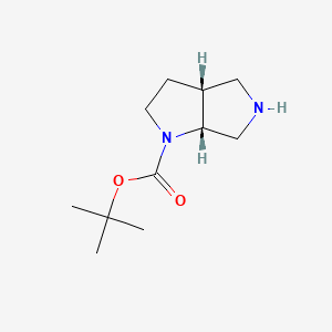 molecular formula C11H20N2O2 B580886 (3aR,6aR)-叔丁基六氢吡咯并[3,4-b]吡咯-1(2H)-羧酸酯 CAS No. 370880-09-4