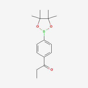 molecular formula C15H21BO3 B581840 1-(4-(4,4,5,5-Tetramethyl-1,3,2-dioxaborolan-2-yl)phenyl)propan-1-one CAS No. 1256359-22-4