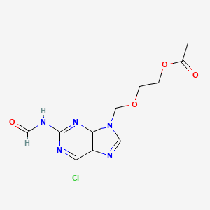 molecular formula C11H12ClN5O4 B584235 Acetyl 2-[(2-Formamide-1,6-dihydro-6-chloro-9H-purin-9yl)methoxy]ethyl Ester CAS No. 1346598-89-7