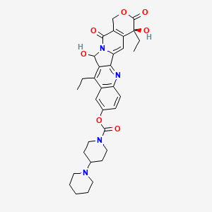 molecular formula C33H38N4O7 B584383 (4S)-4,11-二乙基-4,12-二羟基-3,14-二氧代-3,4,12,14-四氢-1H-吡喃并[3',4':6,7]吲哚并[1,2-b]喹啉-9-基 [1,4'-联哌啶]-1'-羧酸盐 CAS No. 185336-12-3