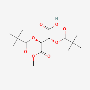 molecular formula C15H24O8 B584670 (2R,3R)-2,3-Bis(2,2-dimethyl-1-oxopropoxy)-butanedioic Acid 1-Methyl Ester CAS No. 74817-72-4