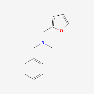 molecular formula C13H15NO B5874895 N-(furan-2-ylmethyl)-N-methyl-1-phenylmethanamine 