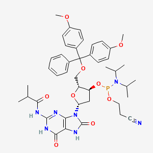 molecular formula C44H54N7O9P B587689 N-[9-[(2R,4S,5R)-5-[[bis(4-methoxyphenyl)-phenylmethoxy]methyl]-4-[2-cyanoethoxy-[di(propan-2-yl)amino]phosphanyl]oxyoxolan-2-yl]-6,8-dioxo-1,7-dihydropurin-2-yl]-2-methylpropanamide CAS No. 143060-53-1