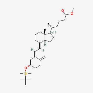 molecular formula C32H54O3Si B588054 methyl (5R)-5-[(1R,3aS,4E,7aR)-4-[(2Z)-2-[(5S)-5-[tert-butyl(dimethyl)silyl]oxy-2-methylidenecyclohexylidene]ethylidene]-7a-methyl-2,3,3a,5,6,7-hexahydro-1H-inden-1-yl]hexanoate CAS No. 135359-42-1