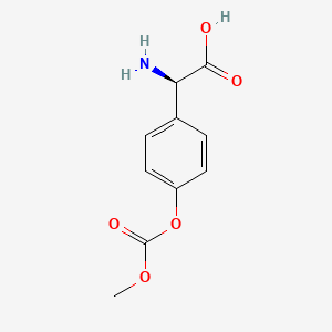 (2R)-2-Amino-2-(4-methoxycarbonyloxyphenyl)acetic acid