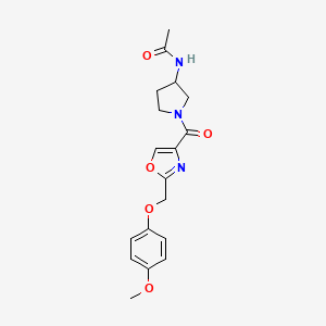 molecular formula C18H21N3O5 B5936625 N-[1-({2-[(4-methoxyphenoxy)methyl]-1,3-oxazol-4-yl}carbonyl)pyrrolidin-3-yl]acetamide 