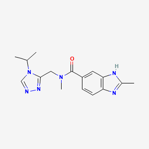 molecular formula C16H20N6O B5951324 N-[(4-isopropyl-4H-1,2,4-triazol-3-yl)methyl]-N,2-dimethyl-1H-benzimidazole-5-carboxamide 