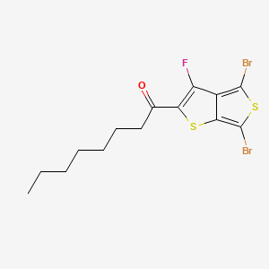 molecular formula C14H15Br2FOS2 B598728 1-(4,6-Dibromo-3-fluorothieno[3,4-b]thiophen-2-yl)octan-1-one CAS No. 1202249-72-6