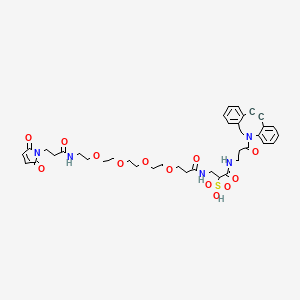 molecular formula C39H47N5O13S B611074 1-[[3-(2-Azatricyclo[10.4.0.04,9]hexadeca-1(16),4,6,8,12,14-hexaen-10-yn-2-yl)-3-oxopropyl]amino]-3-[3-[2-[2-[2-[2-[3-(2,5-dioxopyrrol-1-yl)propanoylamino]ethoxy]ethoxy]ethoxy]ethoxy]propanoylamino]-1-oxopropane-2-sulfonic acid CAS No. 2055198-07-5