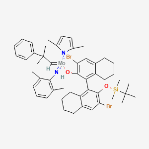 molecular formula C50H63Br2MoN2O2Si- B6300930 (S)-1-((3,3'-Dibromo-2'-((tert-butyldimethylsilyl)oxy)-5,5',6,6',7,7',8,8'-octahydro-[1,1'-binaphthalen]-2-yl)oxy)-1-(2,5-dimethyl-1H-pyrrol-1-yl)-N-(2,6-dimethylphenyl)-1-(2-methyl-2-phenylpropylidene)molybdenum(VI) CAS No. 1300026-28-1