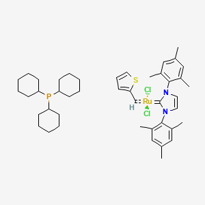 B6338426 Tricyclohexylphosphine[1,3-bis(2,4,6-trimethylphenyl)imidazol-2-ylidene][2-thienylmethylene]ruthenium(II)dichloride, 95% CAS No. 1190427-49-6