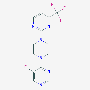 B6437399 2-[4-(5-fluoropyrimidin-4-yl)piperazin-1-yl]-4-(trifluoromethyl)pyrimidine CAS No. 2549051-77-4