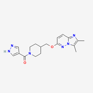 molecular formula C18H22N6O2 B6439647 4-[({2,3-dimethylimidazo[1,2-b]pyridazin-6-yl}oxy)methyl]-1-(1H-pyrazole-4-carbonyl)piperidine CAS No. 2549042-63-7