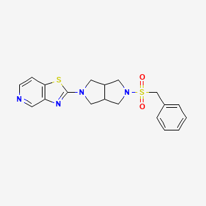 B6453356 2-phenylmethanesulfonyl-5-{[1,3]thiazolo[4,5-c]pyridin-2-yl}-octahydropyrrolo[3,4-c]pyrrole CAS No. 2549050-35-1