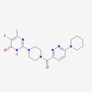 5-fluoro-6-methyl-2-{4-[6-(piperidin-1-yl)pyridazine-3-carbonyl]piperazin-1-yl}-3,4-dihydropyrimidin-4-one