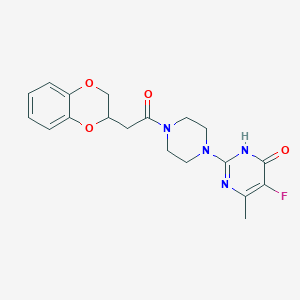 2-{4-[2-(2,3-dihydro-1,4-benzodioxin-2-yl)acetyl]piperazin-1-yl}-5-fluoro-6-methyl-3,4-dihydropyrimidin-4-one