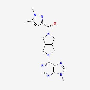 molecular formula C18H22N8O B6454469 6-[5-(1,5-dimethyl-1H-pyrazole-3-carbonyl)-octahydropyrrolo[3,4-c]pyrrol-2-yl]-9-methyl-9H-purine CAS No. 2548986-90-7